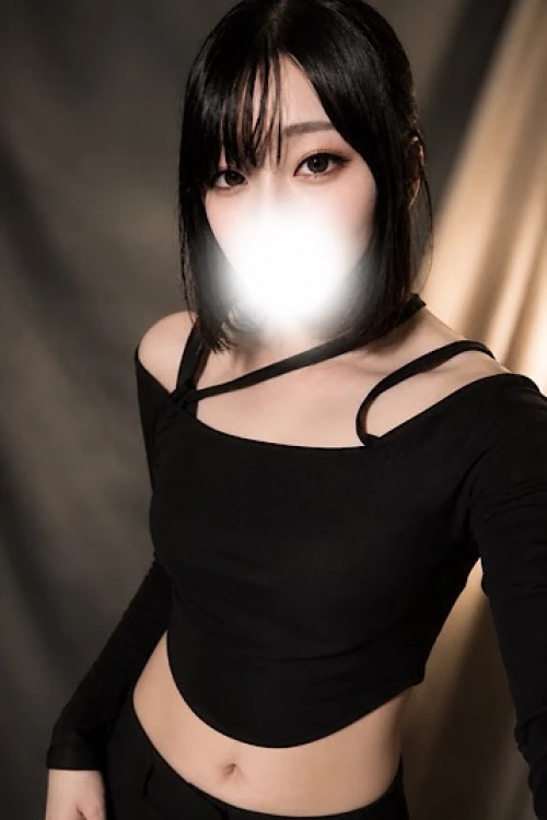 玲 【クール美人】
